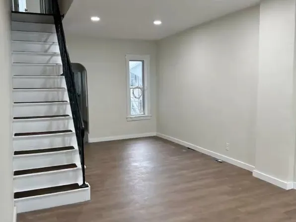 658 Gordon St, Reading, PA 19601