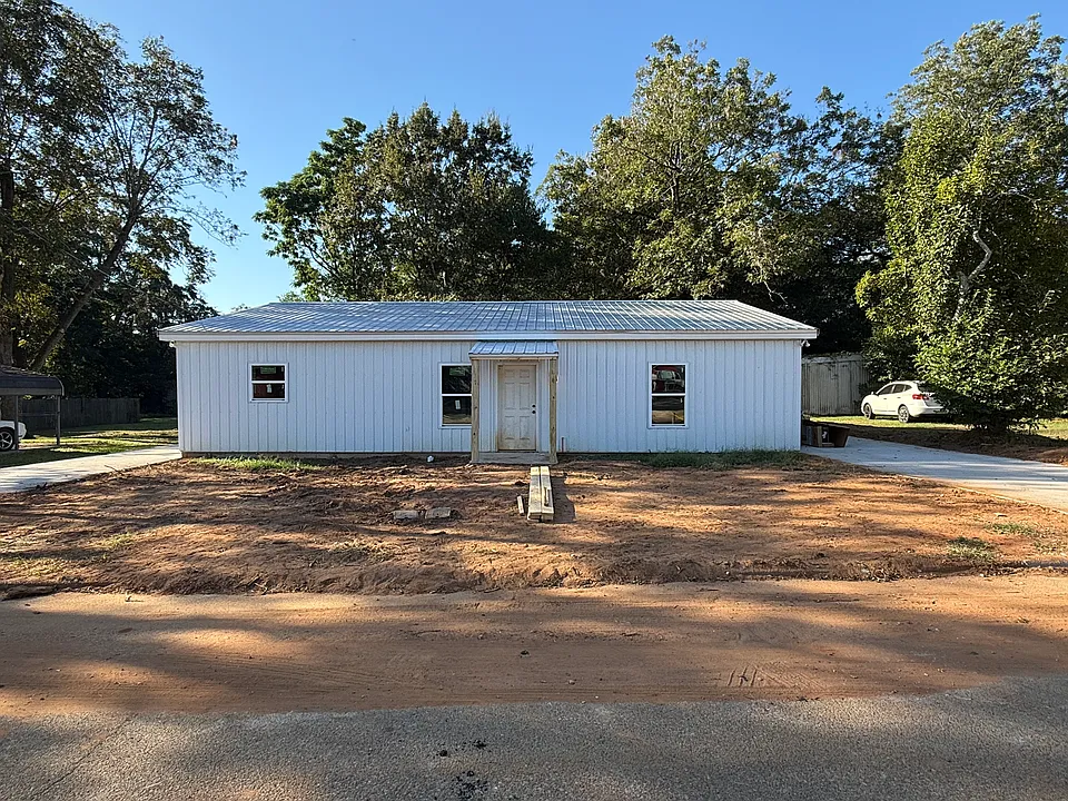 306A E Burch St #306B