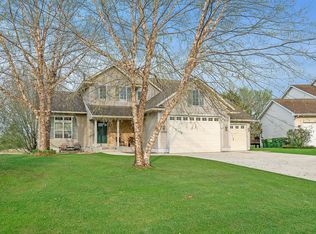 14180 Cottonwood St NW, Andover, MN 55304