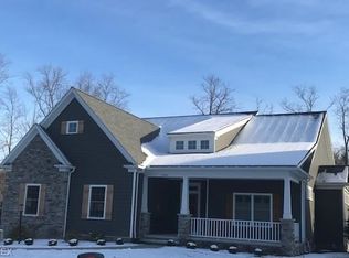 7309 Edwards Lndg, Chagrin Falls, OH 44023