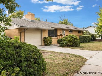 2533 Windmill Rd, Cheyenne, WY, 82009