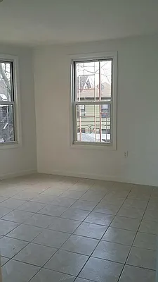 Rented by Newkey Realty LLC | media 7