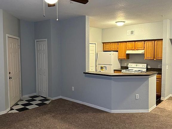 4th image of 5959 Westgate Dr APT 1525