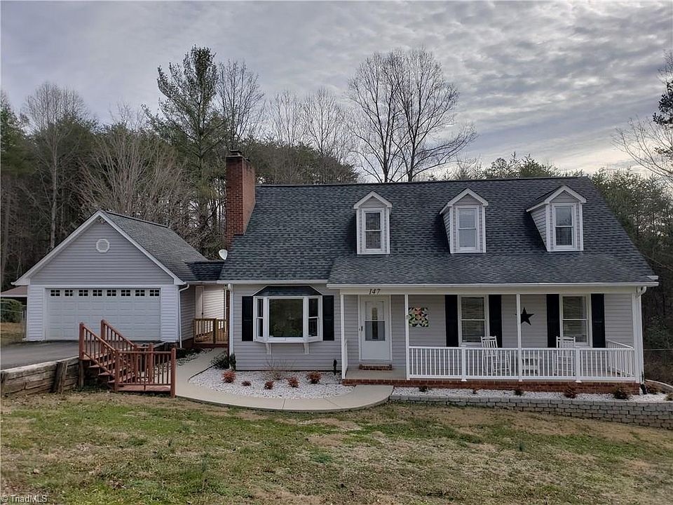 1st image of 147 Strawberry Ln