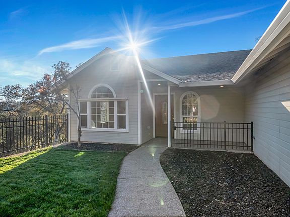 3rd image of 4741 E China Hill Rd