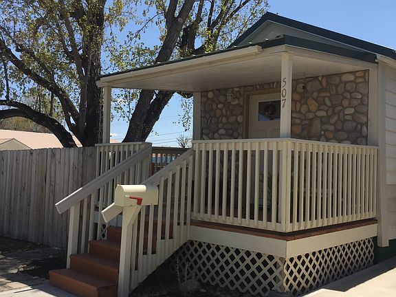 3rd image of 507 Washakie St