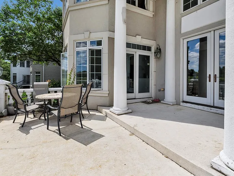 4206 Royal Fox Dr — Photo 59