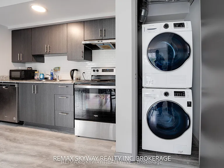 275 Larch St #H203 — Photo 10