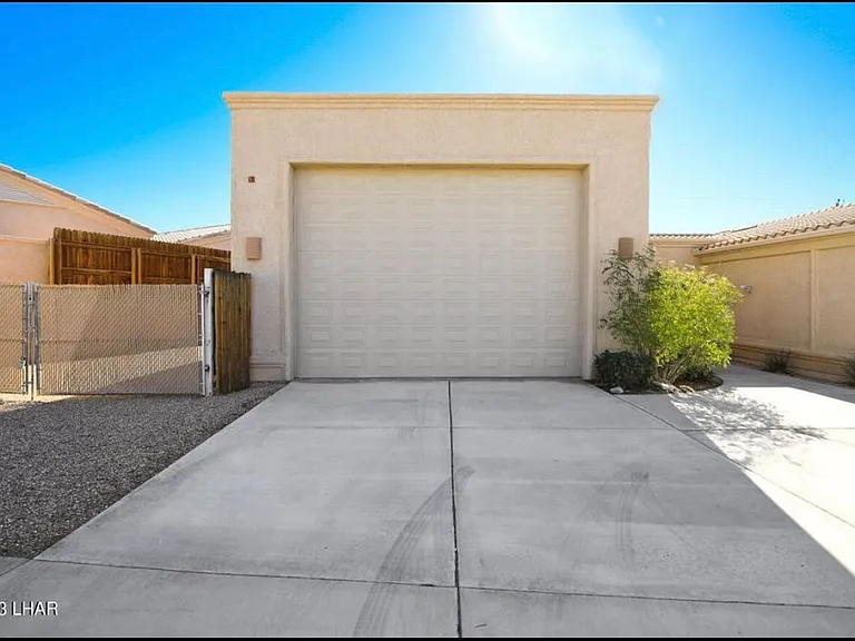 3550 Lost Dutchman Dr #101 — Photo 24