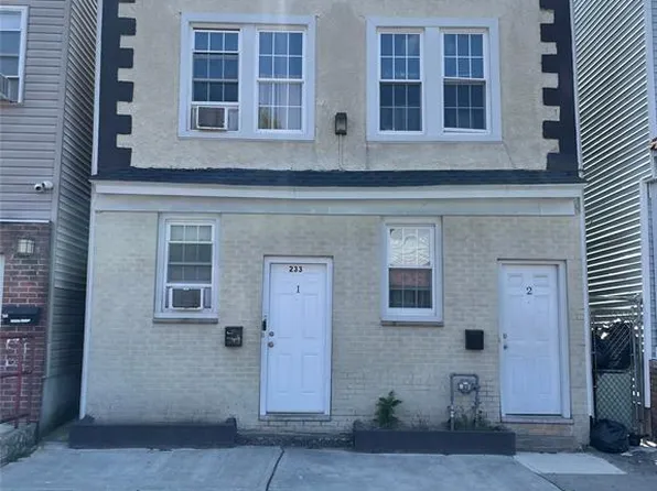 233 Rhode Island Ave, East Orange, NJ 07018