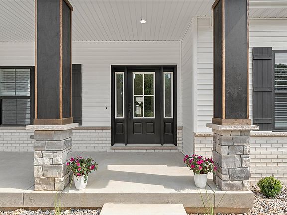 4th image of 1408 Ravenwood Dr