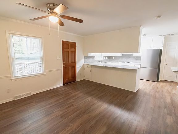 5th image of 3608 Broadacres Dr