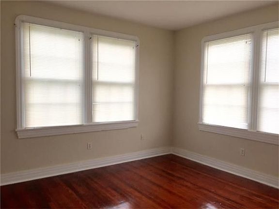 3rd image of 5210 Demontluzin St