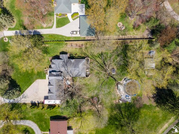 6688 Keithcrest Dr, Temperance, MI 48182
