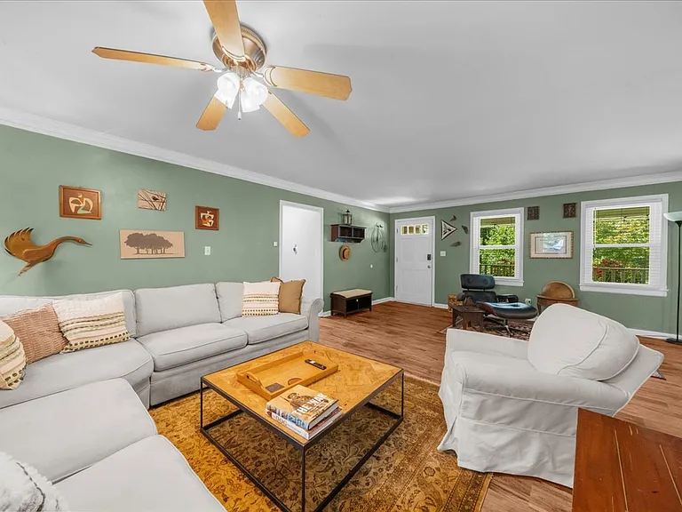 852 Benson Hurst Dr SW — Photo 30