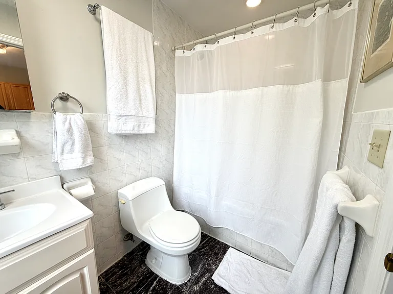 229 Brunswick St #3 — Photo 12