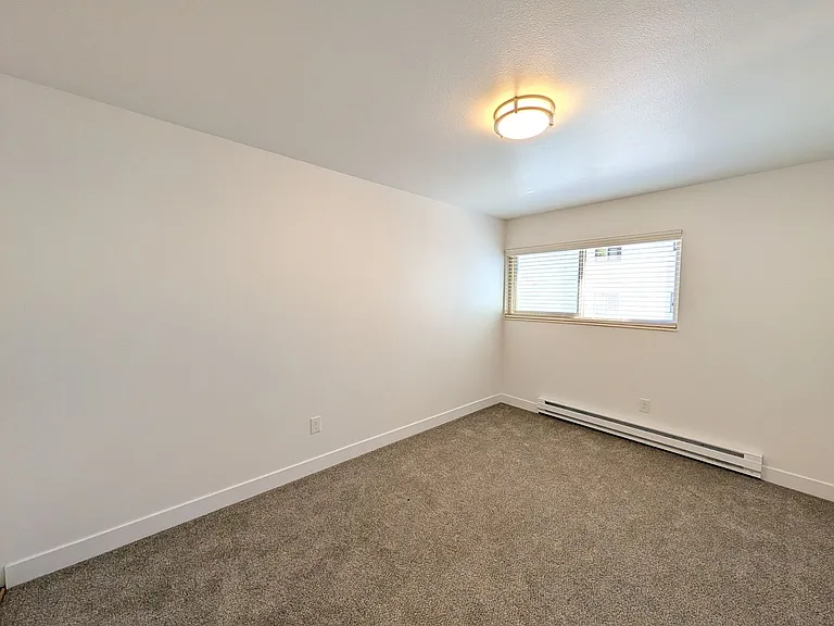 Tiki Apartments — Photo 10
