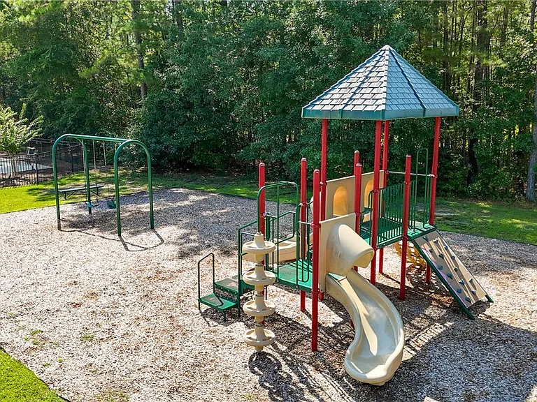 314 Morgan Pines Dr — Photo 56