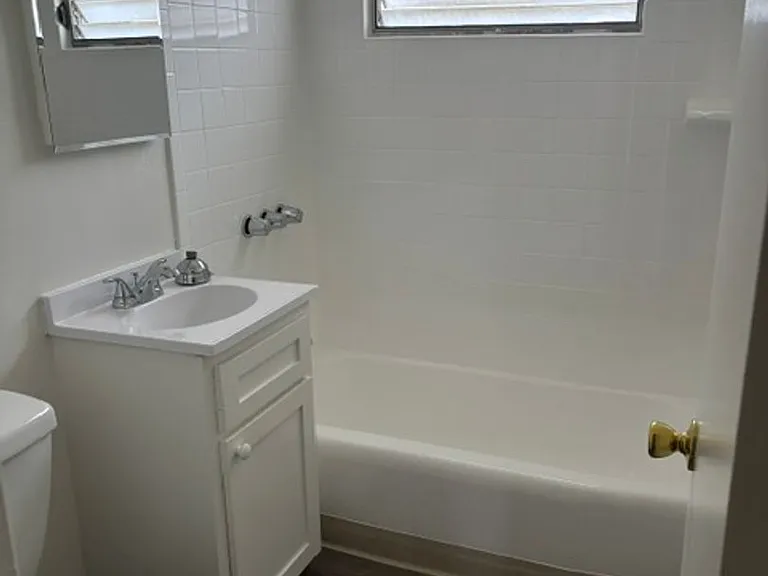 Mardi Gras for 1475, Palmyra Avenue Orange, CA 92868 | Palmyra Apartments for 1511-1519 Palmyra A... — Photo 7