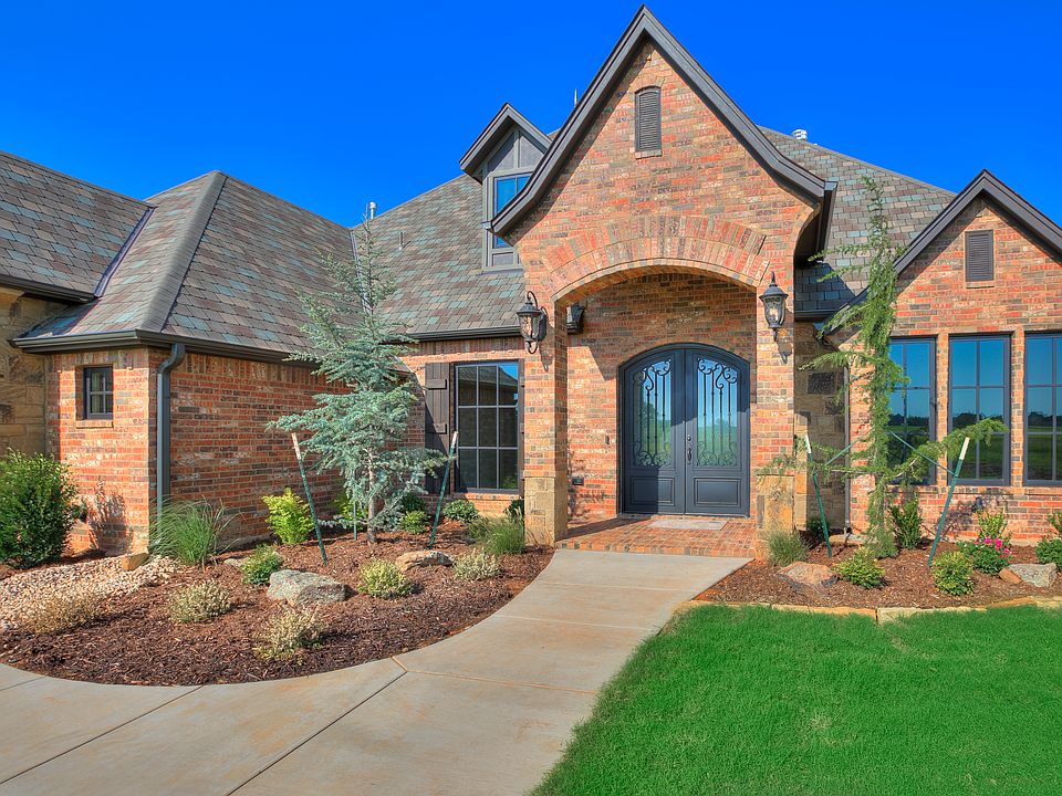 1st image of 21932 Toscana Ct