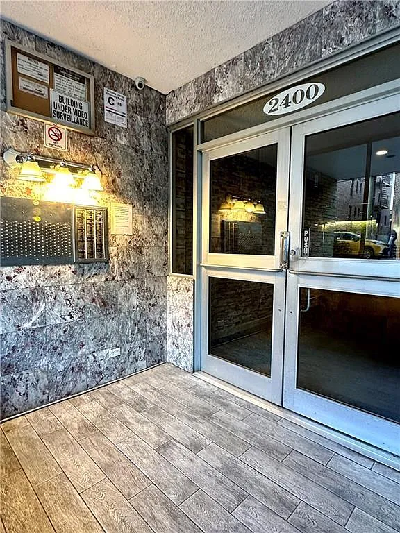 2 bed, 1.0 bath, 1000 sqft, $2,600 — Photo 3