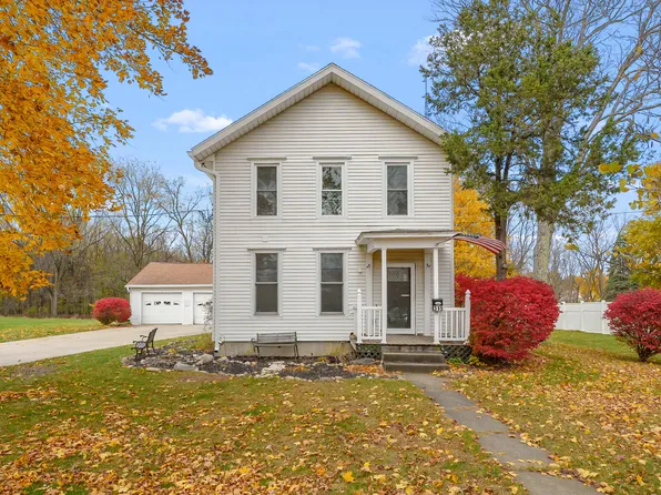 315 E Hughes St, Marshall, MI 49068