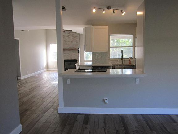 3rd image of 17812 84th Ct N