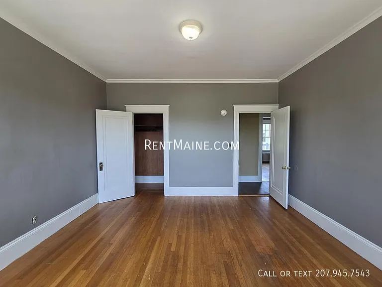 7 Central Ave — Photo 8