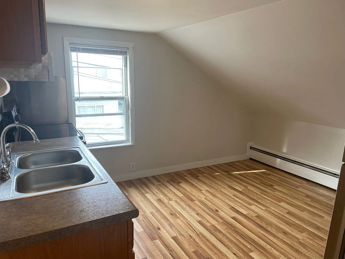 16 Border Street — Photo 3