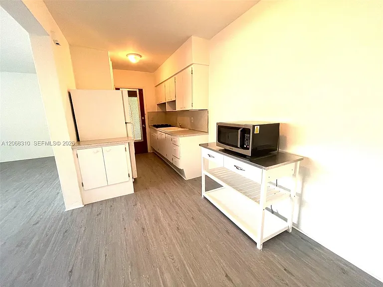 1250 S Alhambra Cir #7 — Photo 10