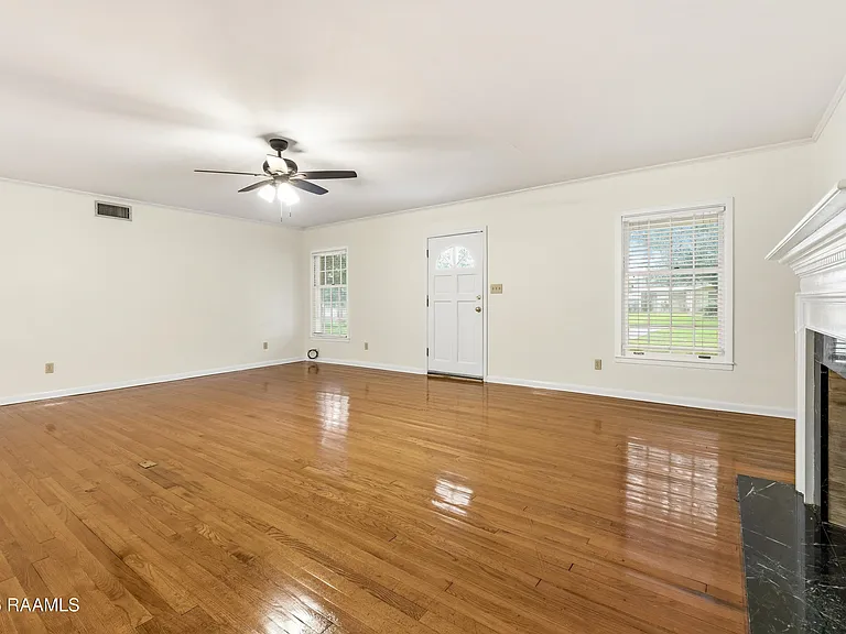 418 Marguerite Blvd — Photo 6