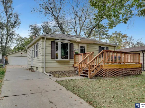 1810 S 47th St, Lincoln, NE 68506