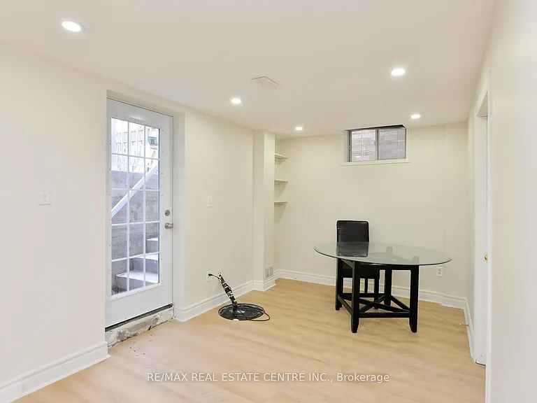 10 Sheldon Dr #BASEMENT — Photo 25