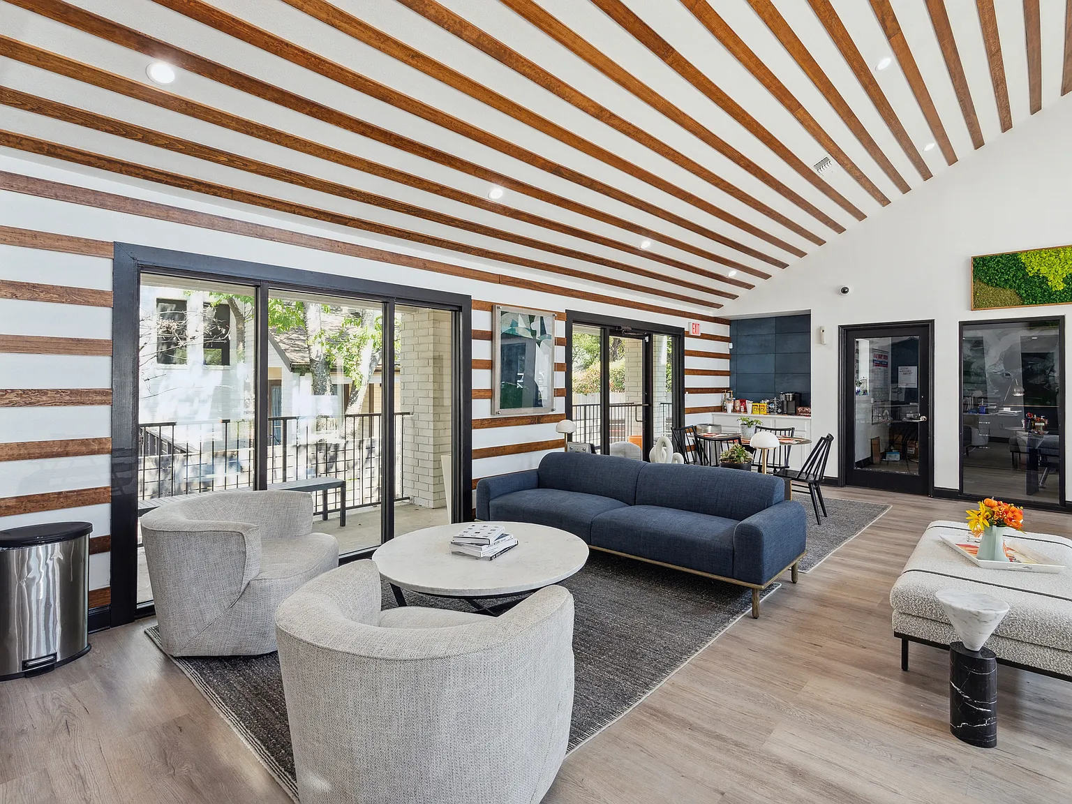 Maxwell Townhomes — Photo 2