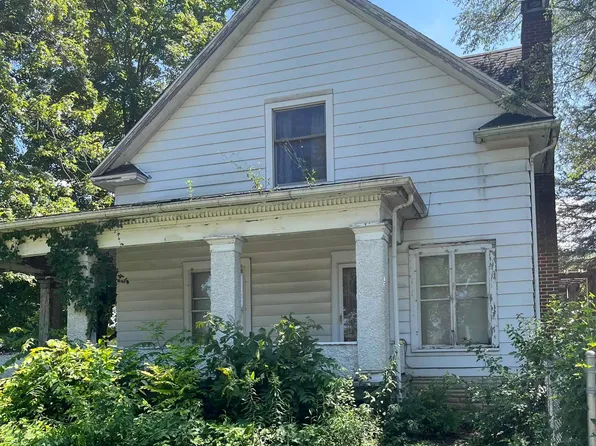 1201 Center St, Auburn, IN 46706