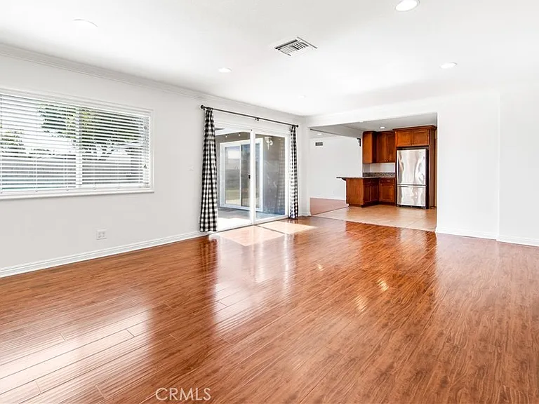5892 Meadowlark Dr — Photo 12