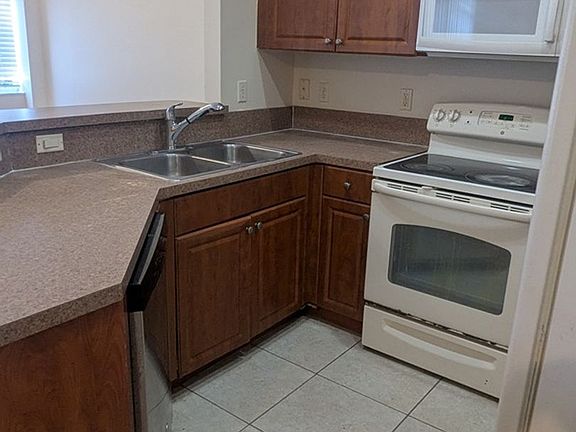 4th image of 4312 Berkshire Wharf Dr