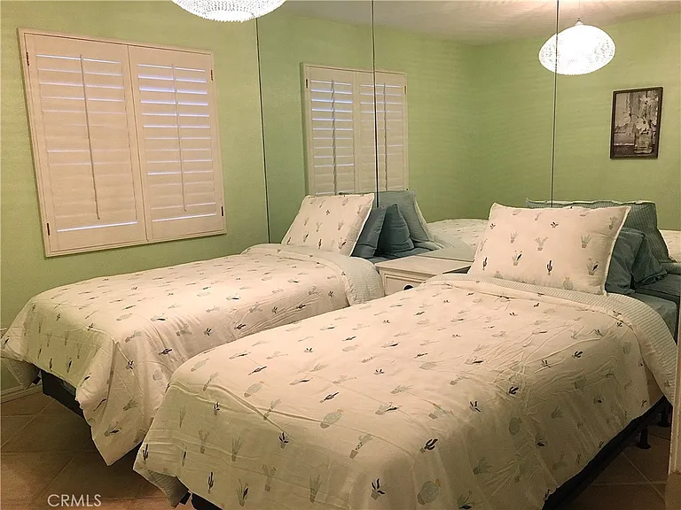 307 Tava Ln — Photo 4