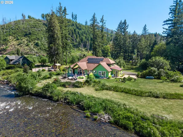 49164 McKenzie Hwy, Vida, OR 97488