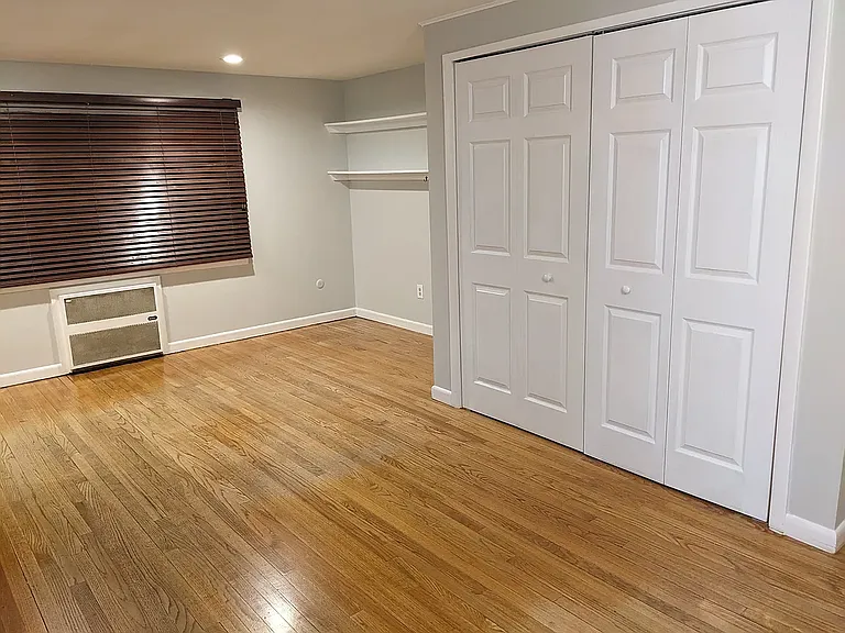 35 Park Avenue Ct #2 — Photo 2