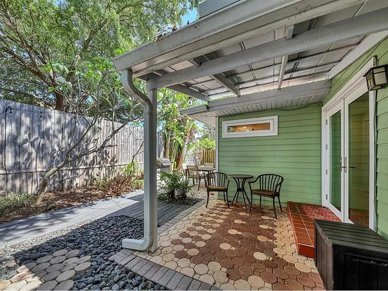 3521 Almeria Ave — Photo 23