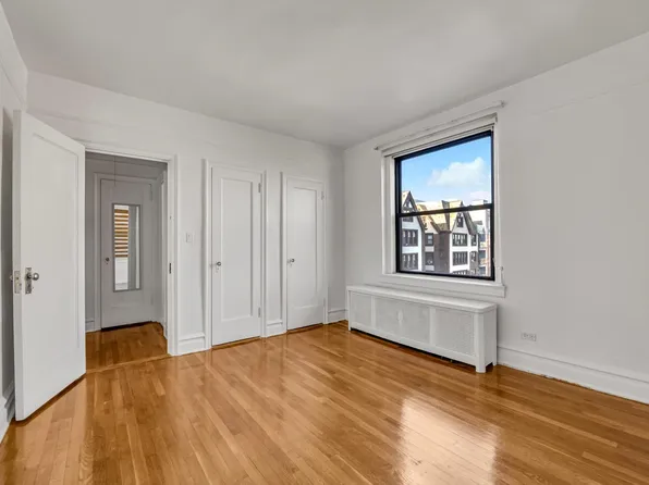 72-34 Austin Street image 12 of 15