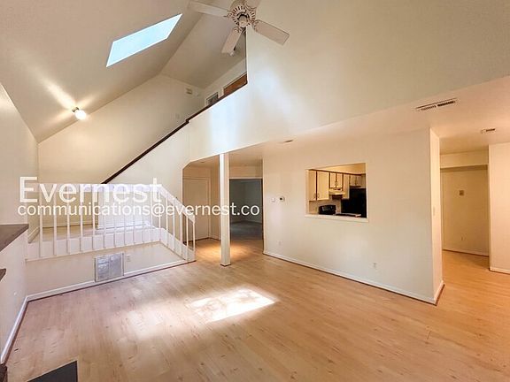 3rd image of 128 Sharps Rd