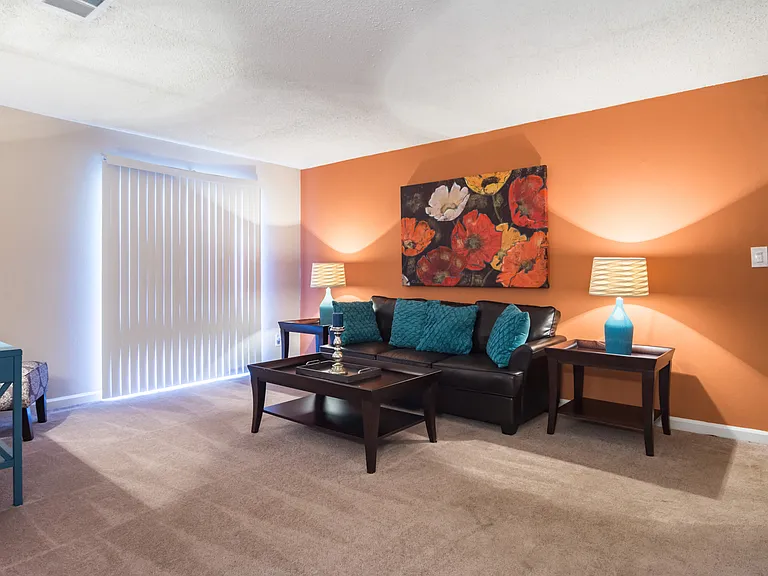 Dunwoody Pointe — Photo 16