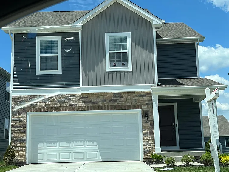 182 Hamstead Dr — Photo 2