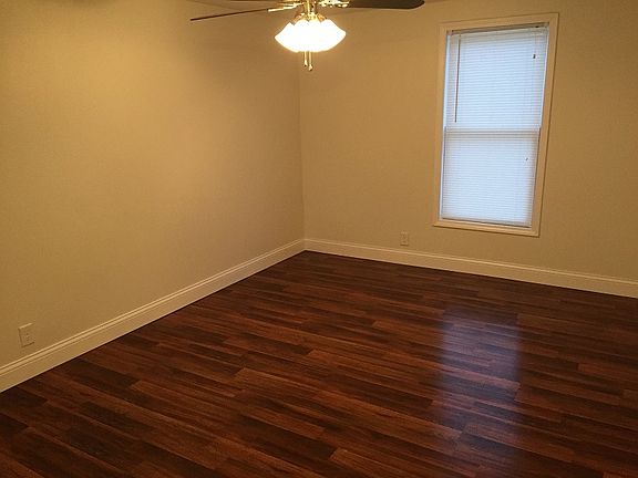 2nd image of 17 E Postal Ave
