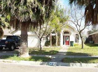 8925 Tucson Ln, Laredo, TX 78045