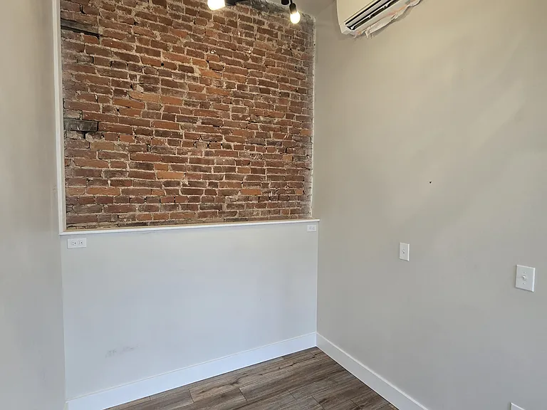1500 Arch St #3 — Photo 3
