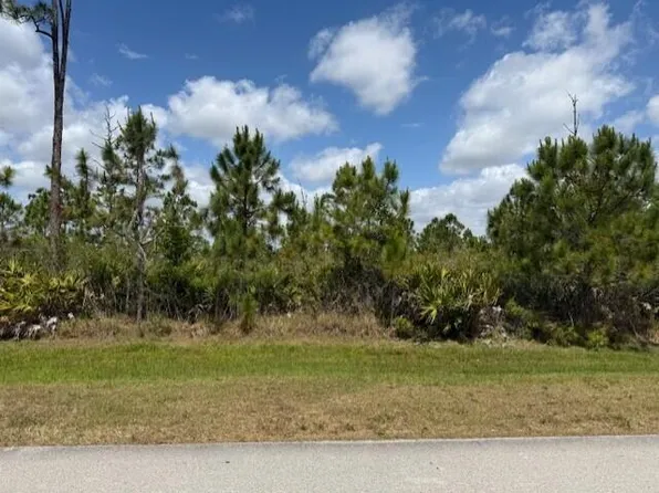 7824 Saddlebrook Drive, Port St Lucie, FL 34986