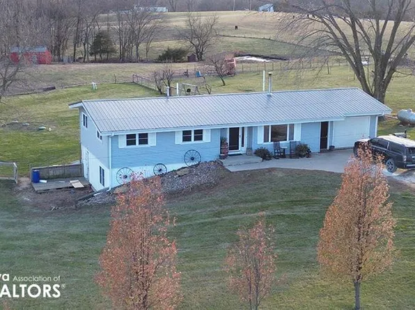 22402 47th St, Blakesburg, IA 52536